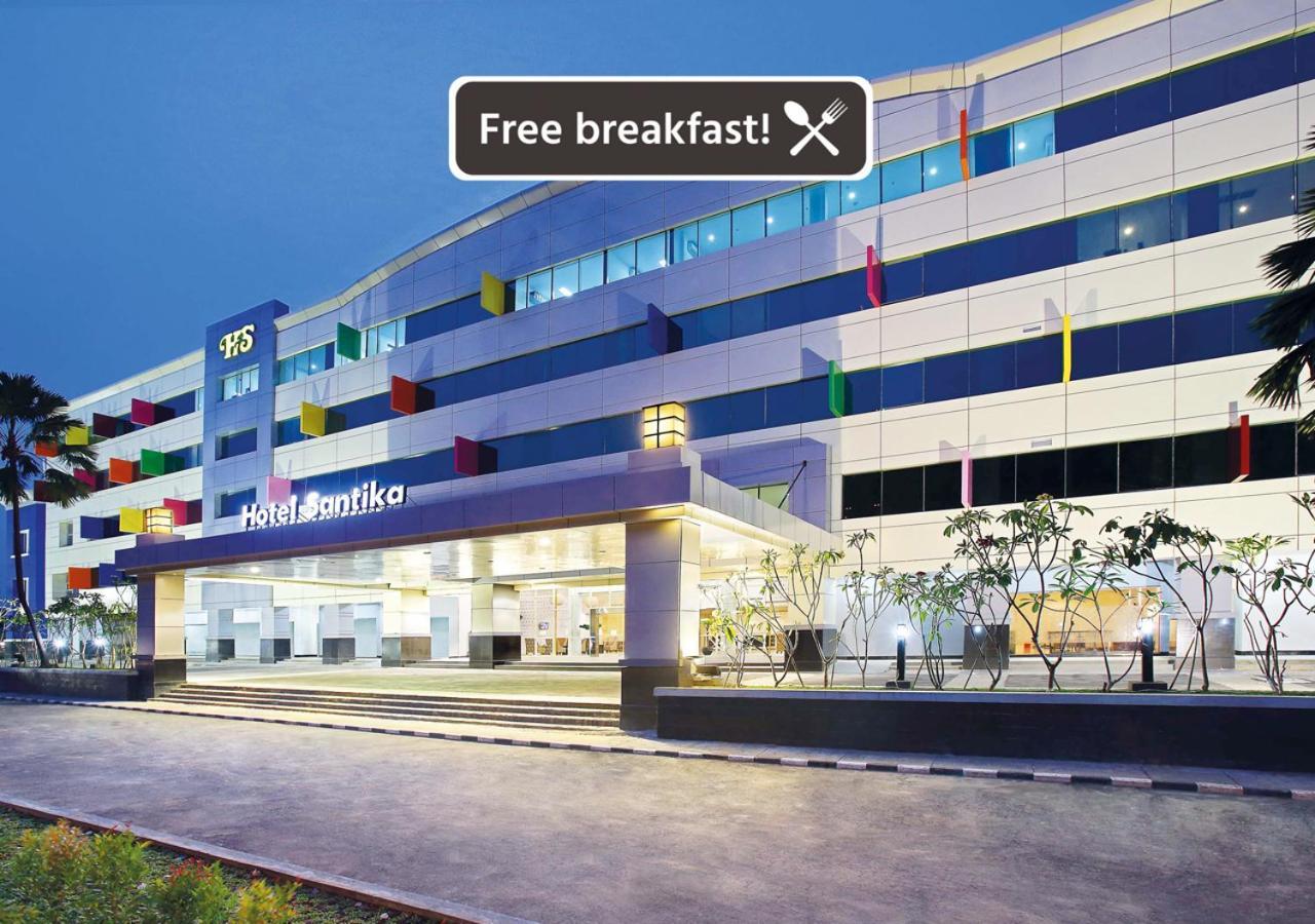 Hotel Santika Kelapa Gading Jacarta Exterior foto
